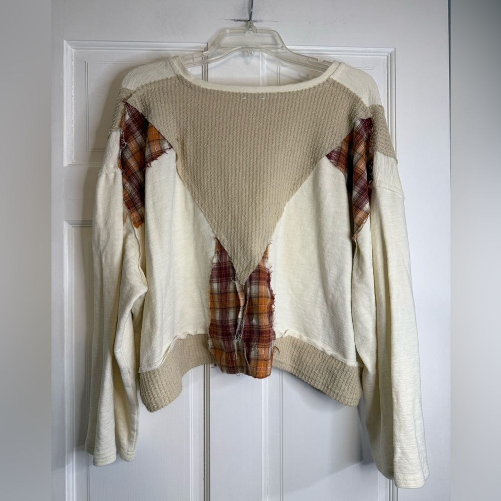 Pol Patchwork V-Neck Top - image 4